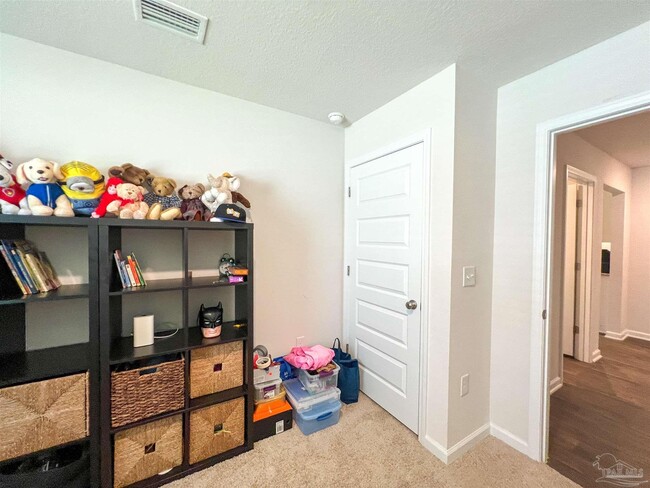 Building Photo - 5474 Merlin