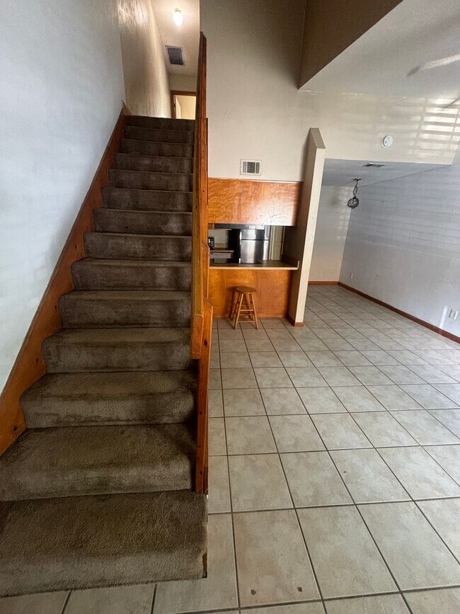 Building Photo - Check Out This Freshly Remodeled 3 BR 2 BA...