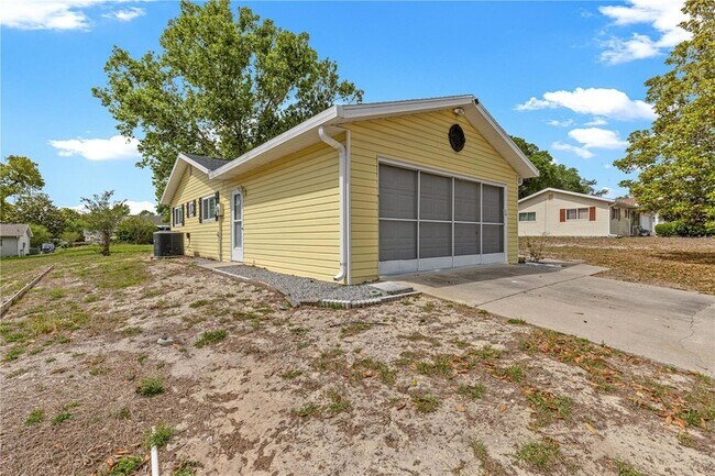 Building Photo - 8470 SW 107th Pl