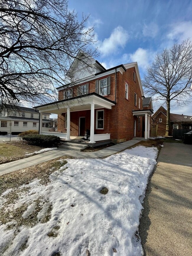 Building Photo - Beaver Street Sewickley-Residential - (Full Service)