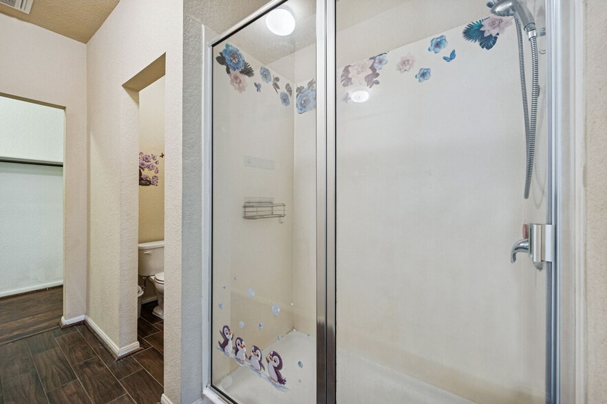 Building Photo - 3204 Ortman Dr