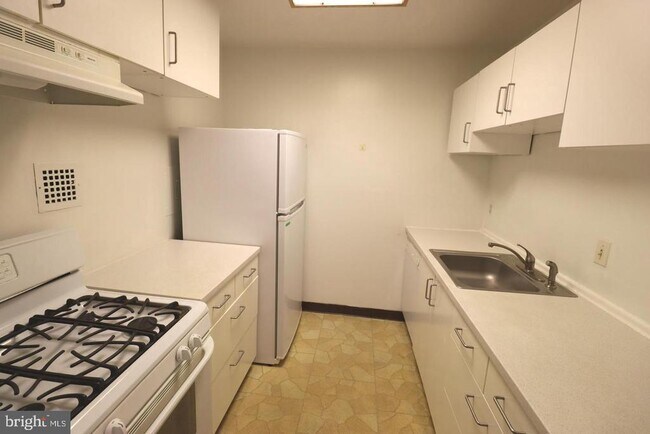 Building Photo - 10850 Green Mountain Cir
