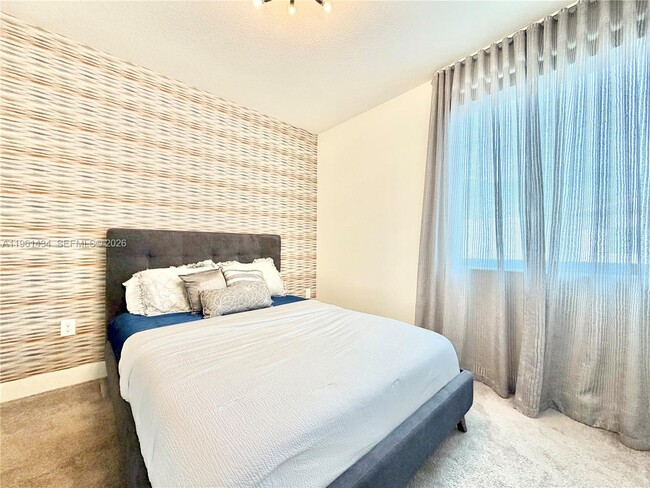 Building Photo - 4861 NW 83rd Path