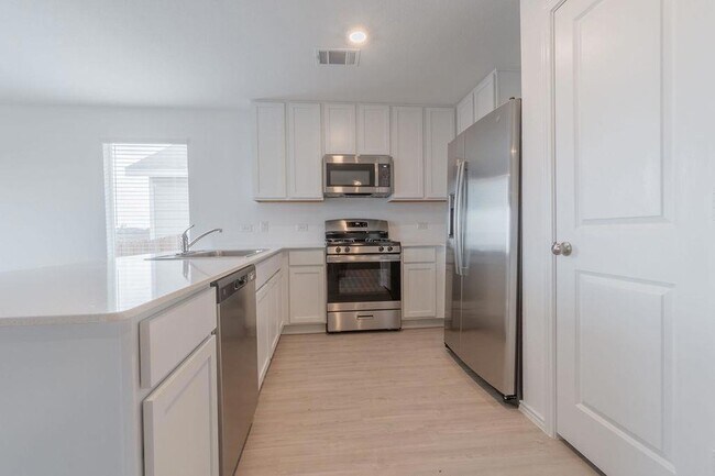 Building Photo - 216 Little Sparklers Lp