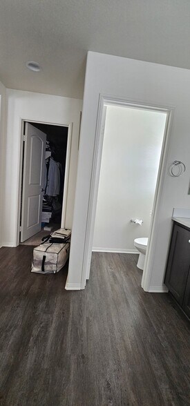 Building Photo - 11386 Dunhaven Way