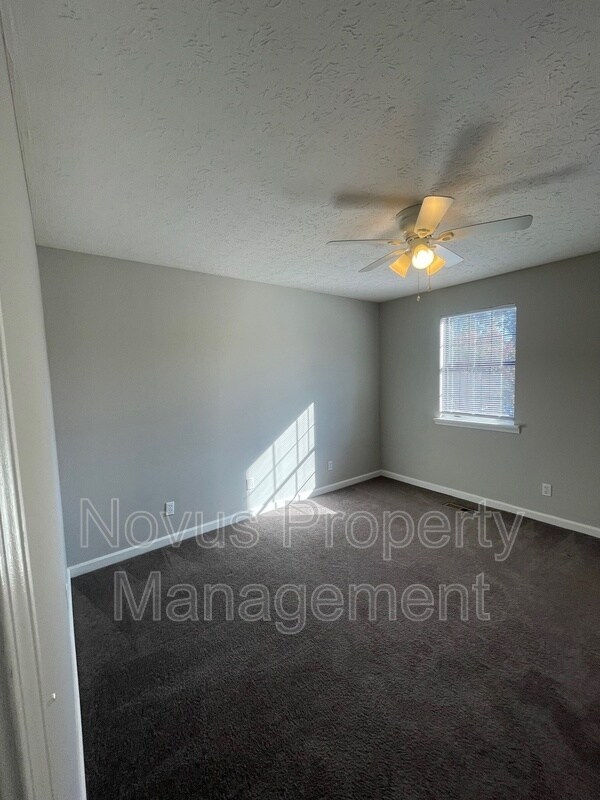 Building Photo - 763 South St