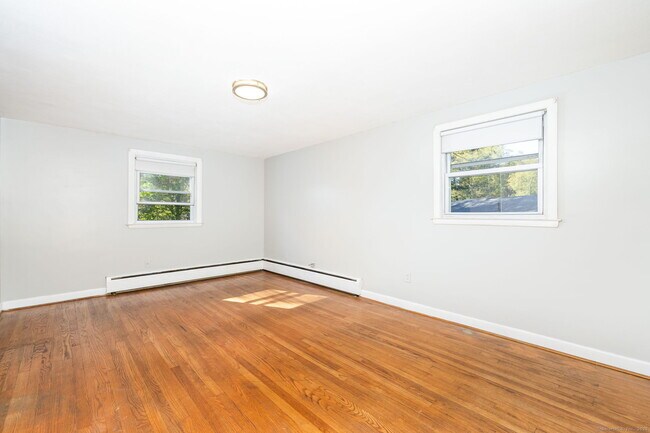 Building Photo - 99 Fuller Dr