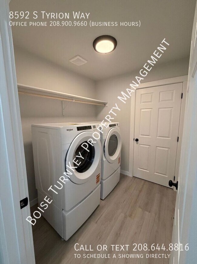 Building Photo - 8592 S Tyrion Wy