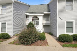 Building Photo - 129 W Victoria Ct