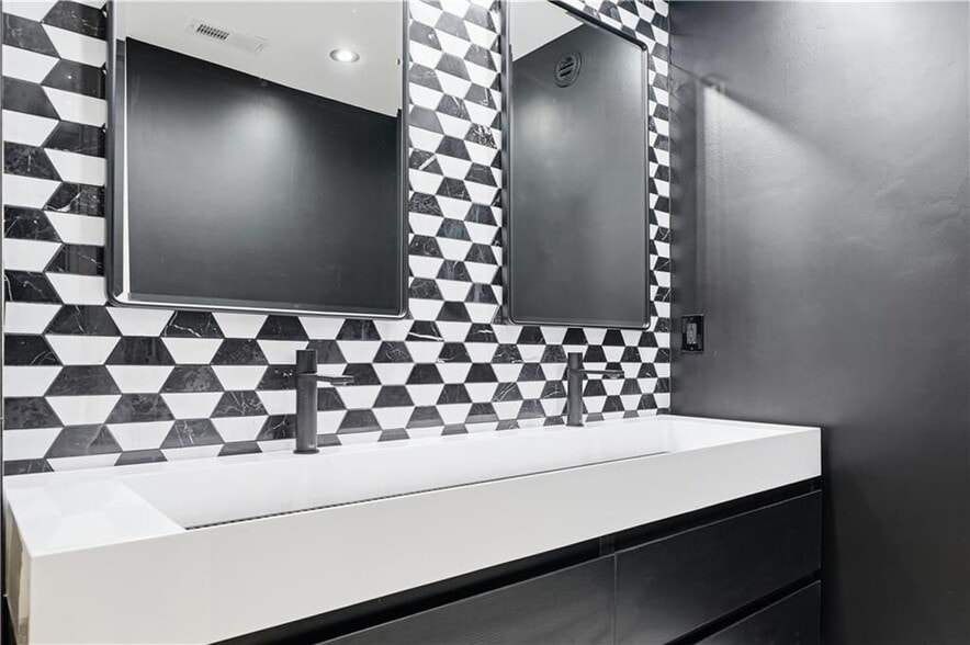 Building Photo - 199 14th St NE