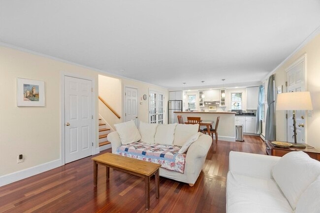 Building Photo - 54 Broadway Ave