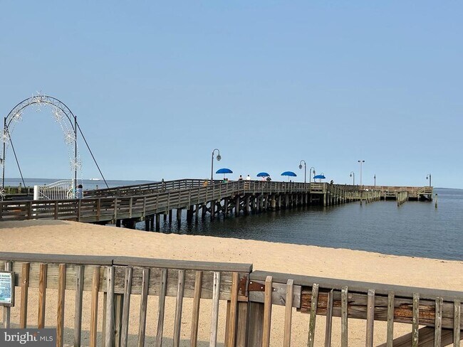 Building Photo - 8321 Bayside Rd