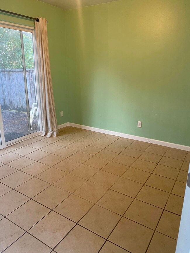 Building Photo - 5330 Neptune Ln