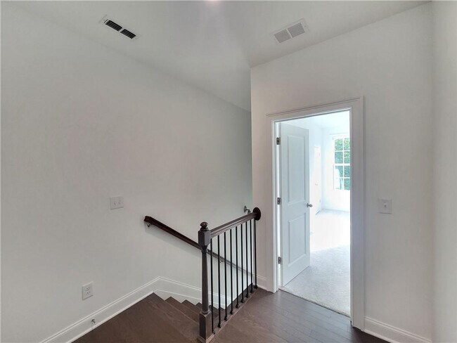 Building Photo - 6667 Prelude Dr