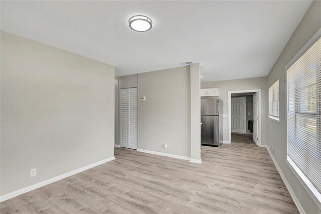 Building Photo - 7015 Filbert Ln