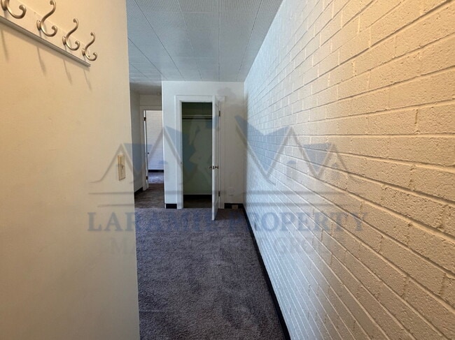 Building Photo - 1 Bedroom Apartment in the Heart of Laramie