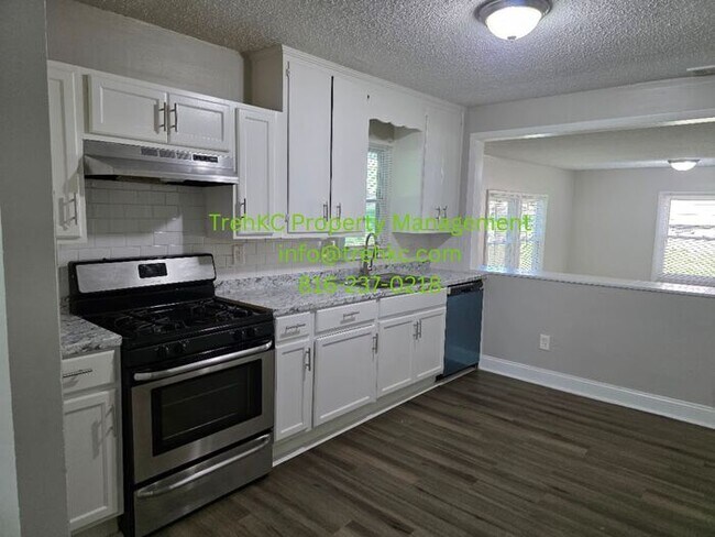 Building Photo - 6338 Longwood Ct
