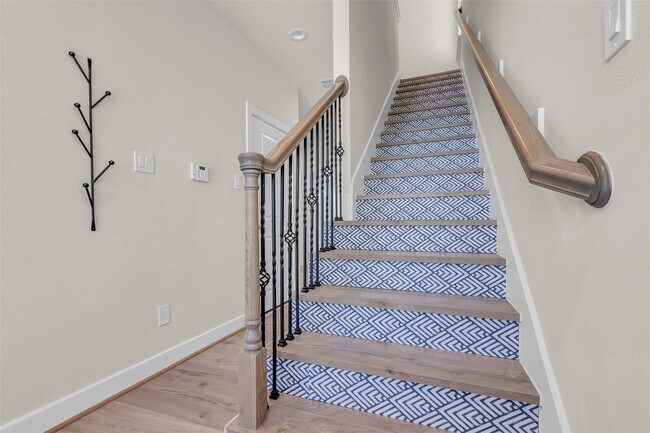 Building Photo - 144 Knightsbridge Park Ln