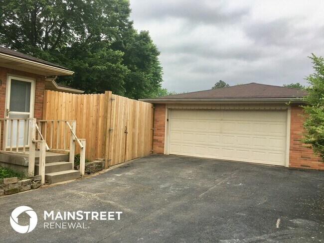 Building Photo - 7406 Maurer Ln