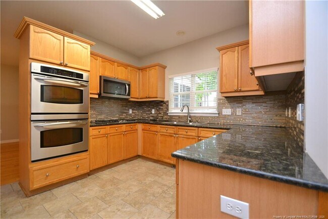 Building Photo - 313 Gooseberry Dr