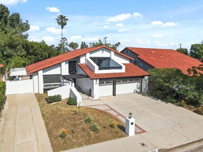 Building Photo - 9350 Tampa Ave