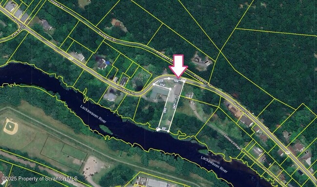 Building Photo - 628 Hudson St