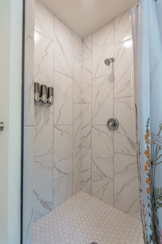 Building Photo - 343 E Coatsville Ave