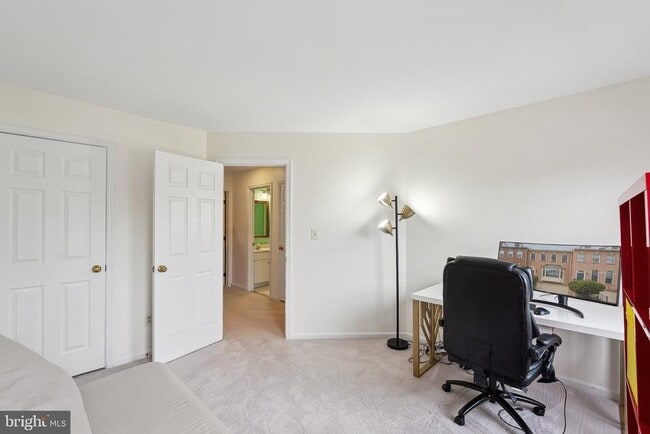Building Photo - 8552 Westown Way