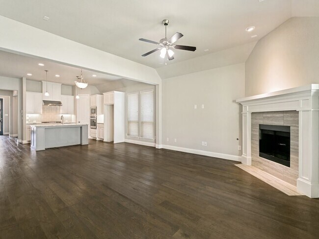 Building Photo - 4521 Tall Knight Ln