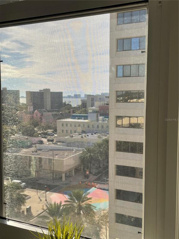 Building Photo - 628 Cleveland St