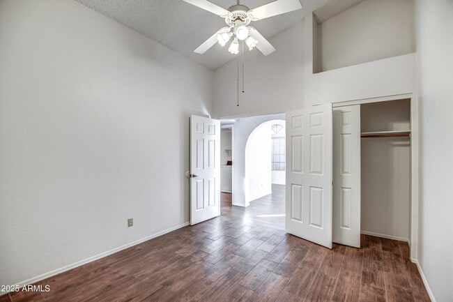 Building Photo - 11102 N 111th St