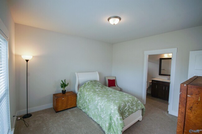 Building Photo - 100 Bartram Wy.