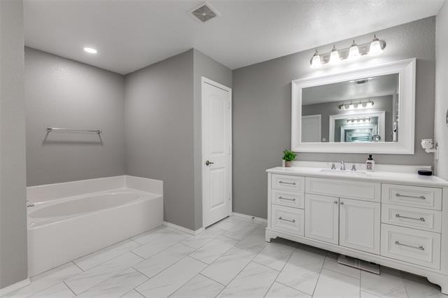 Building Photo - 1000 Marietta Ln