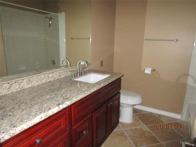 Building Photo - 592 Wilcrest Dr