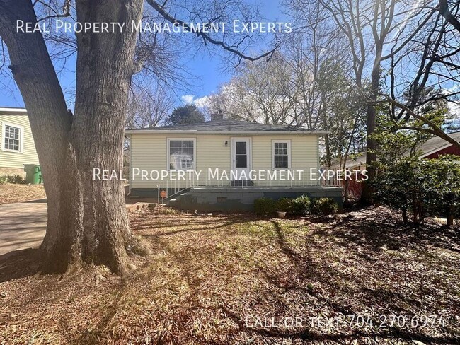 Building Photo - 3115 Amay James Ave