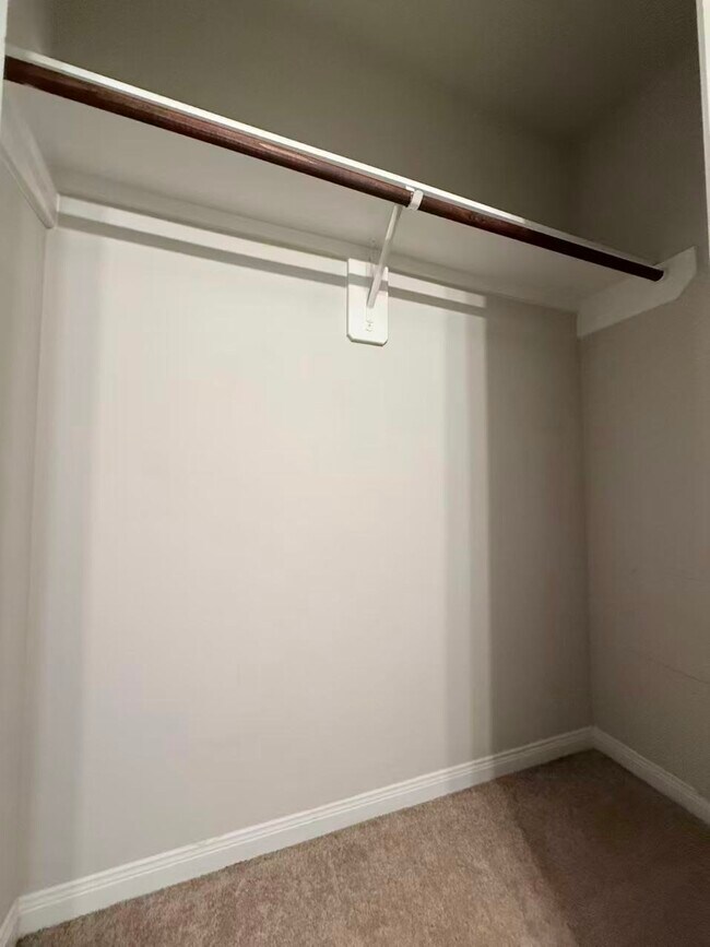 Building Photo - 24323 Marcello Lakes Dr