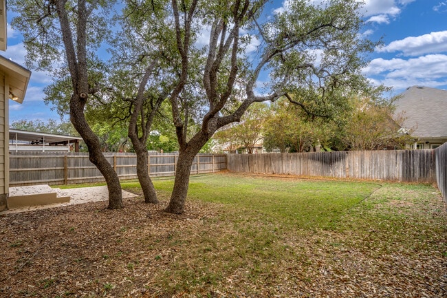 Building Photo - 511 Shannon Rose