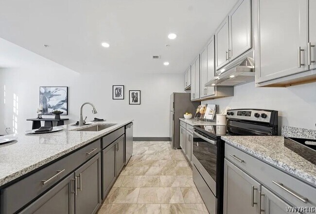 Building Photo - 40 North St