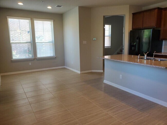 Building Photo - 7220 Wyoming Springs Dr