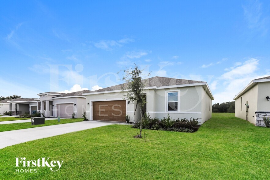 Building Photo - 210 Windsor Reserve Dr