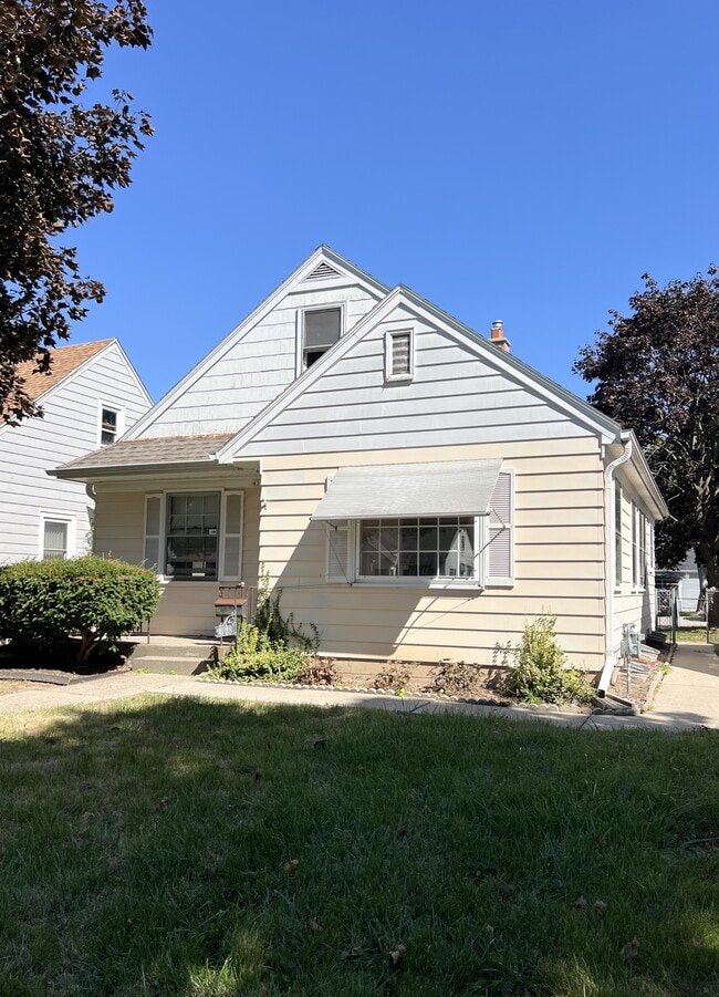 Primary Photo - 4338 N 54th St