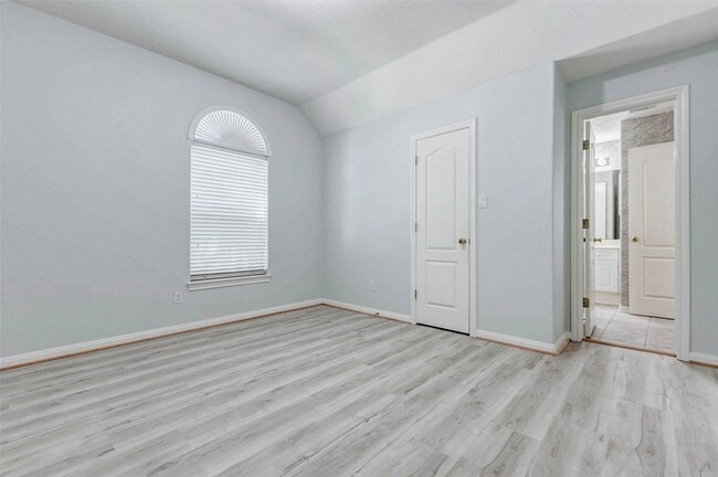 Building Photo - 12906 Silent Shore