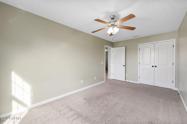 Building Photo - 2418 Causeway Manor Ct