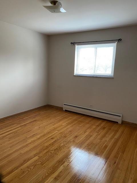 Building Photo - 1653 Oakwood Ave