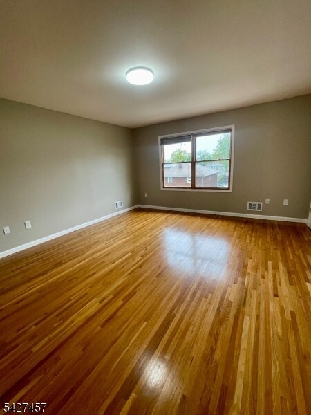 Building Photo - 254 Crystal St