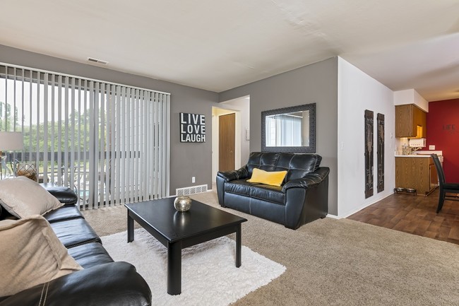 Building Photo - 24550 Weathervane Blvd