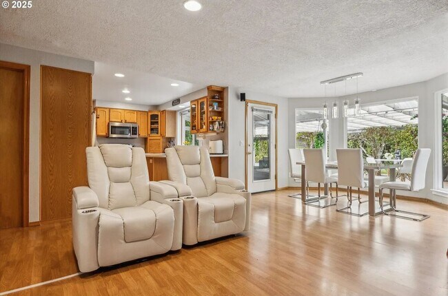 Building Photo - Modern Charm Meets Comfort – Spacious 3-Be...