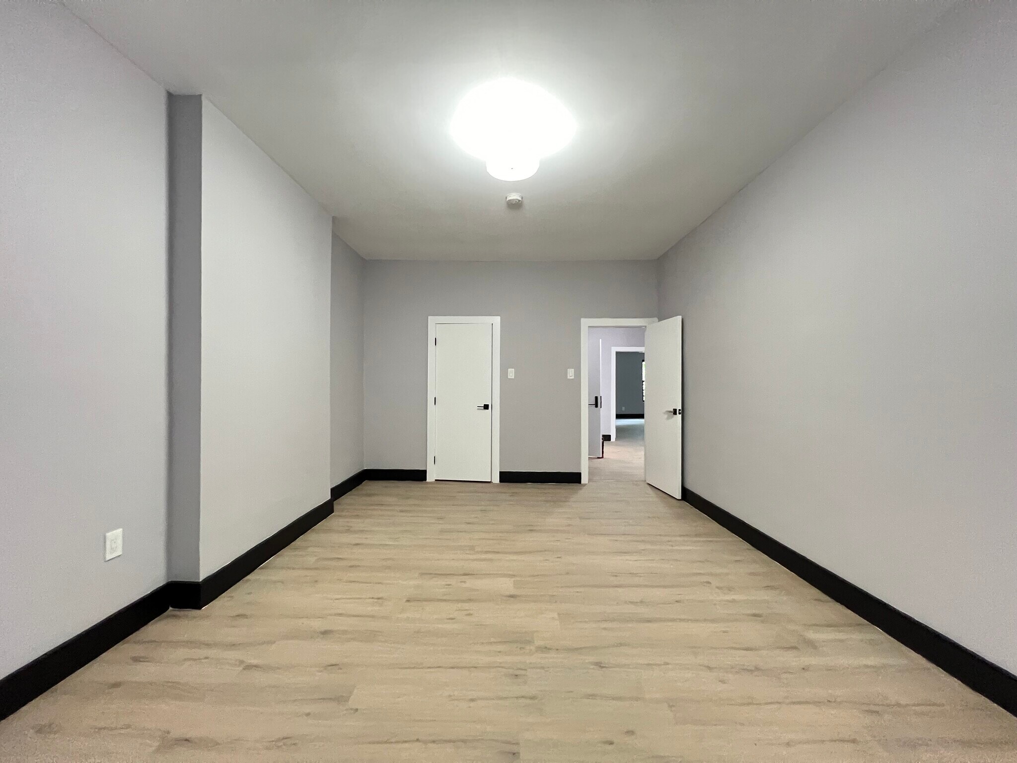 Unit 3 - 74 Baldwin Ave