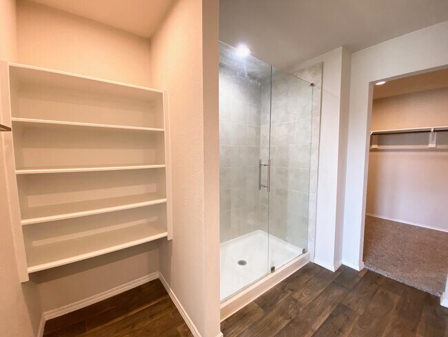 Building Photo - 21011 Bryant Maple Ct