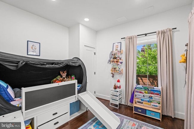 Building Photo - 6202 Massachusetts Ave